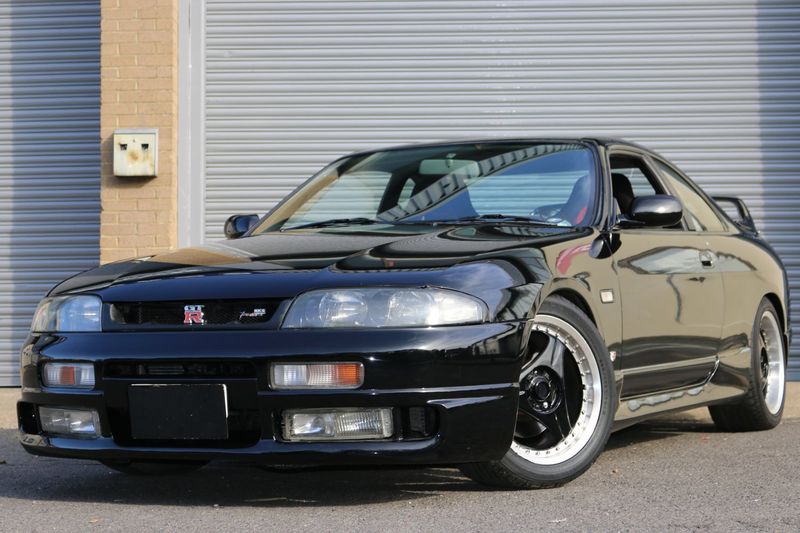 View NISSAN SKYLINE R33 GTSt TURBO STUNNING GLOSS BLACK 1993 LOW MILES AND SUPERB !!!  NATIONWIDE DELIVERY