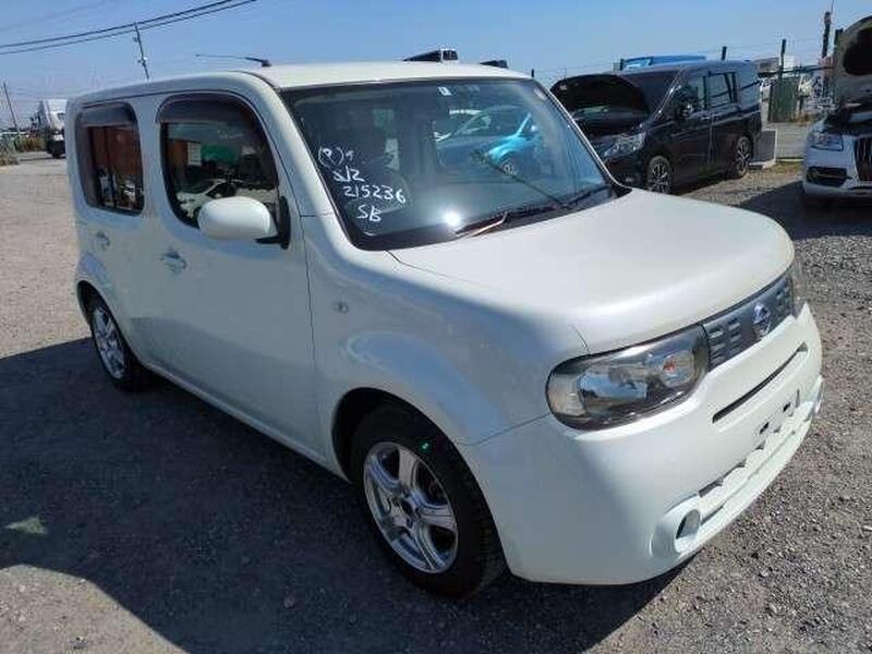 View NISSAN CUBE Hatchback (2009 - 2011)