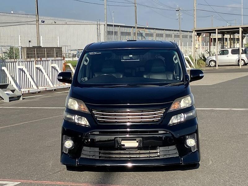 View TOYOTA VELLFIRE -