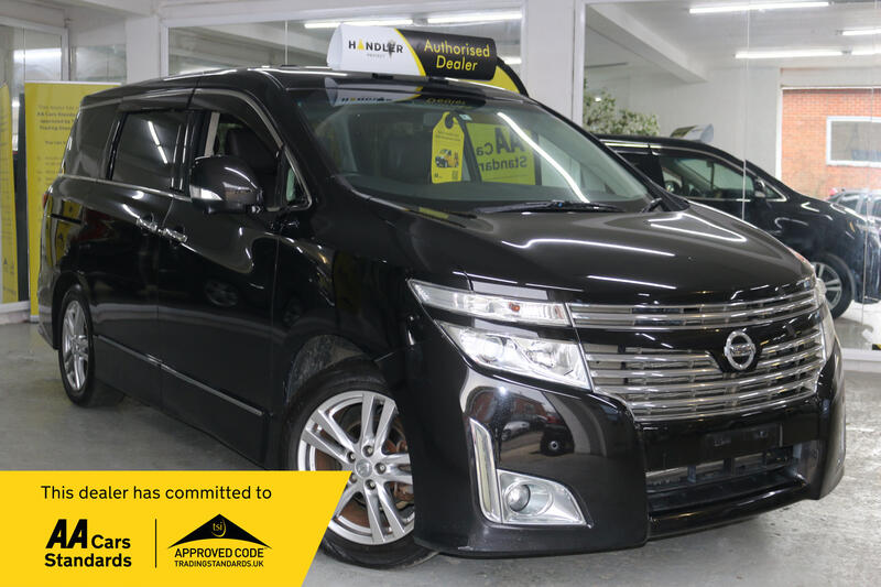 View NISSAN ELGRAND HIGHWAY STAR VERY HIGH SPEC 