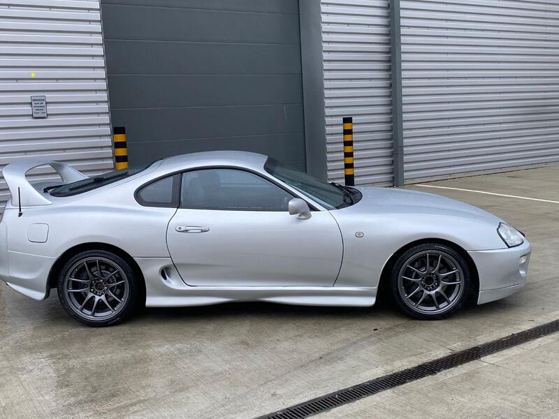 TOYOTA SUPRA