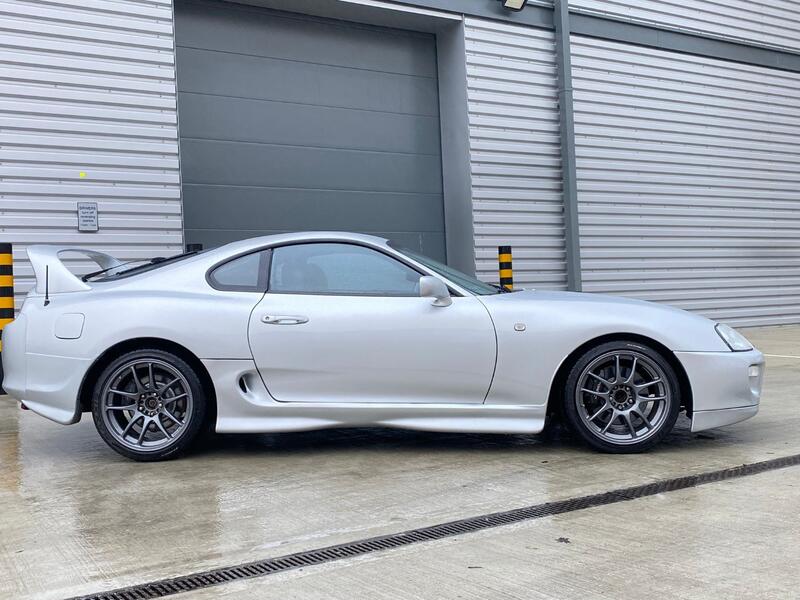 TOYOTA SUPRA