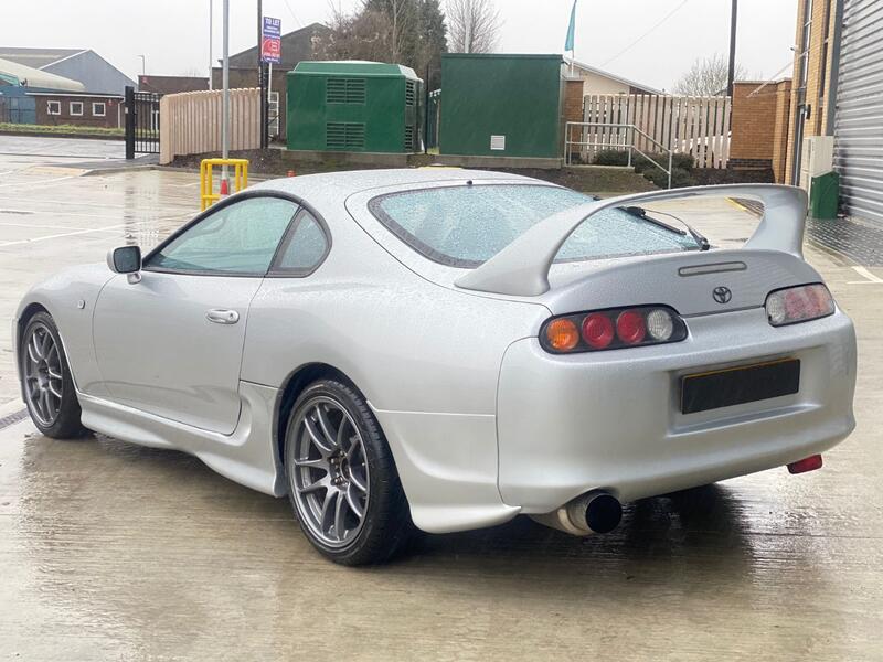 TOYOTA SUPRA