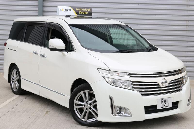 View NISSAN ELGRAND 2.5 Rider 