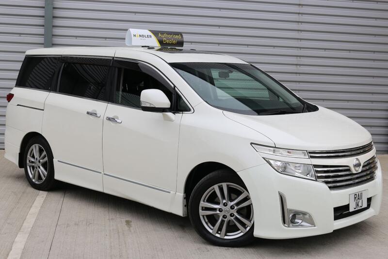 View NISSAN ELGRAND 2.5 Rider 