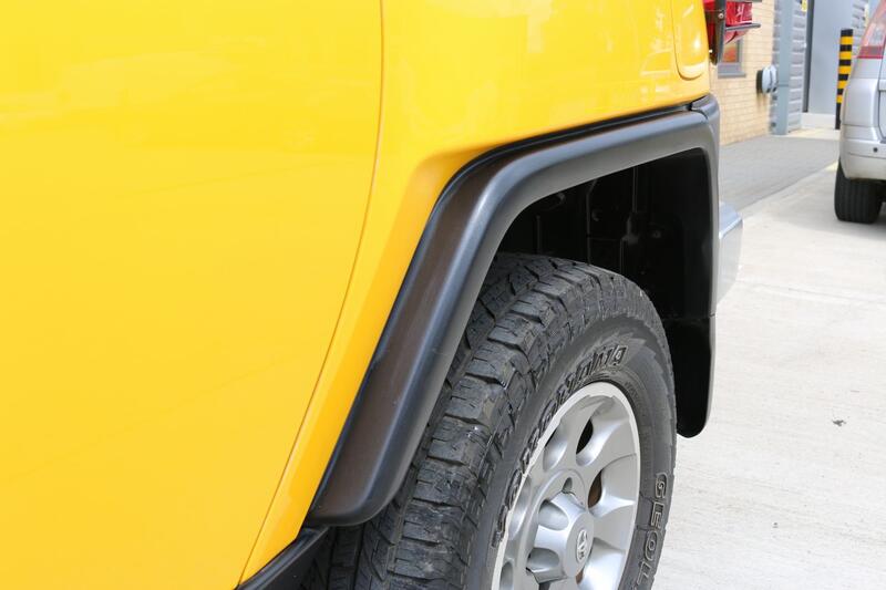 TOYOTA FJ CRUISER