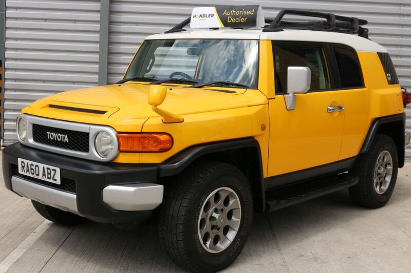 TOYOTA FJ CRUISER
