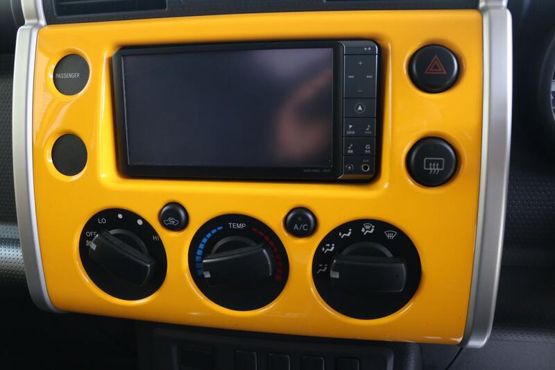 TOYOTA FJ CRUISER
