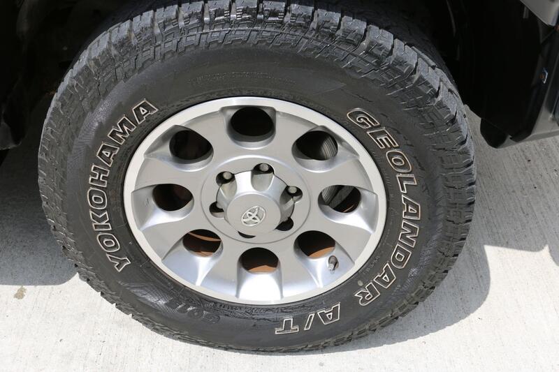 TOYOTA FJ CRUISER