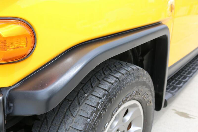 TOYOTA FJ CRUISER