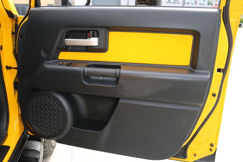 TOYOTA FJ CRUISER