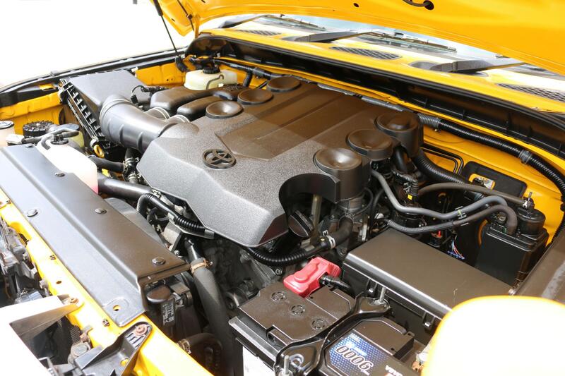 TOYOTA FJ CRUISER