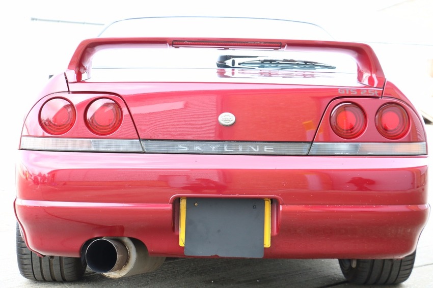 NISSAN SKYLINE