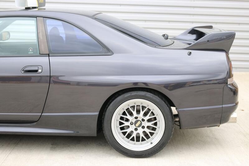 NISSAN SKYLINE