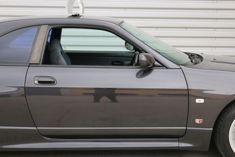 NISSAN SKYLINE