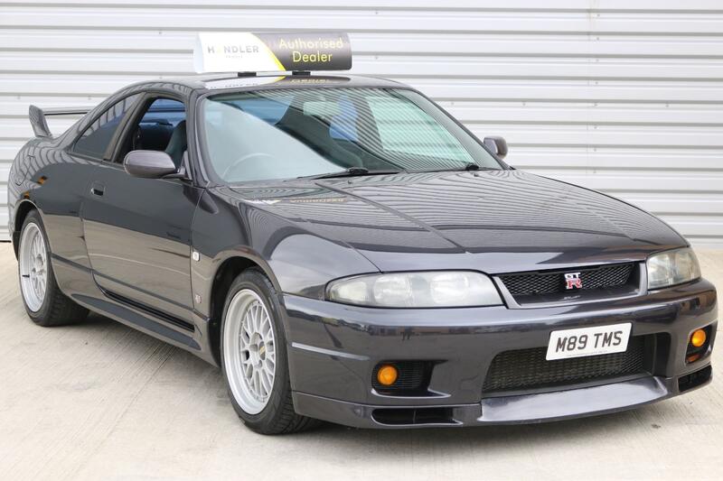 NISSAN SKYLINE