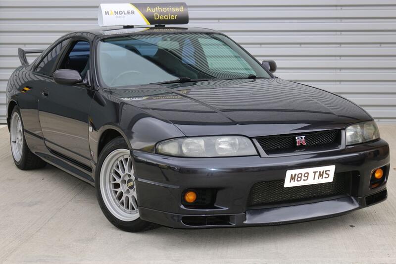 View NISSAN SKYLINE GTR R33
