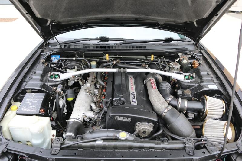 NISSAN SKYLINE