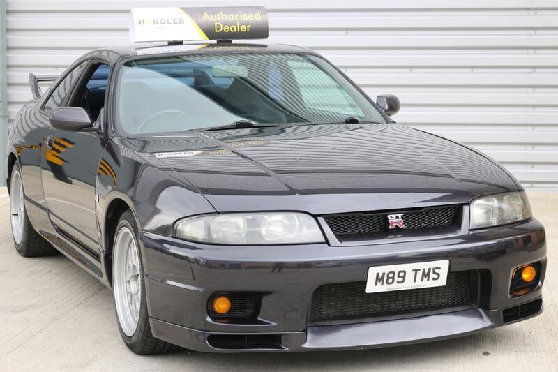NISSAN SKYLINE