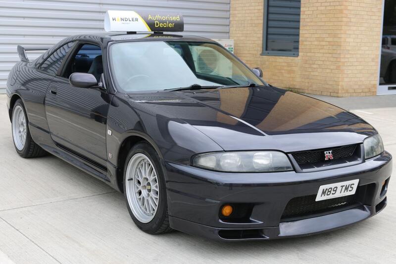 NISSAN SKYLINE