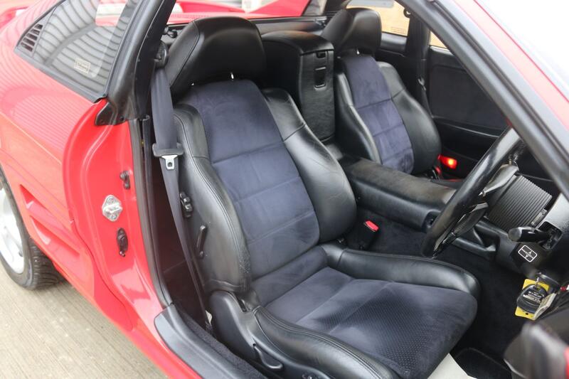 TOYOTA MR2