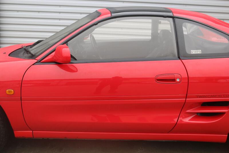 TOYOTA MR2