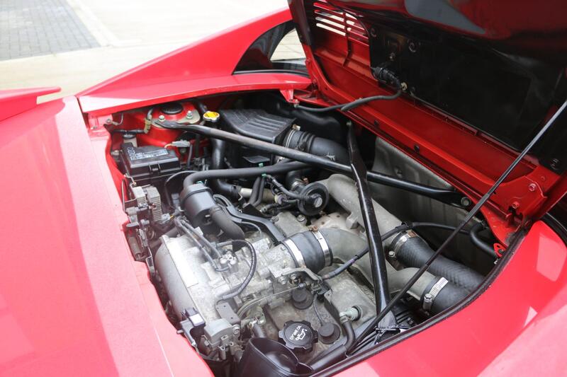 TOYOTA MR2