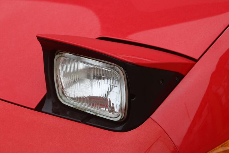 TOYOTA MR2