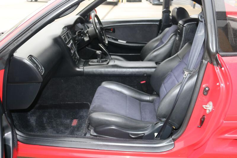 TOYOTA MR2