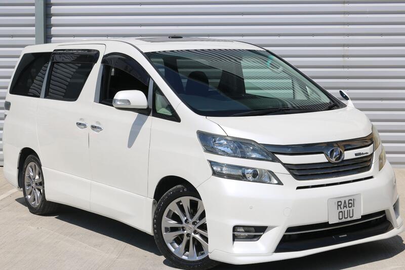 View TOYOTA VELLFIRE TRD Sportivo