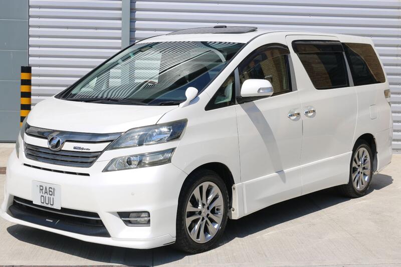 TOYOTA VELLFIRE