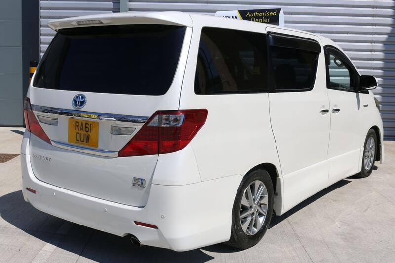 TOYOTA ALPHARD