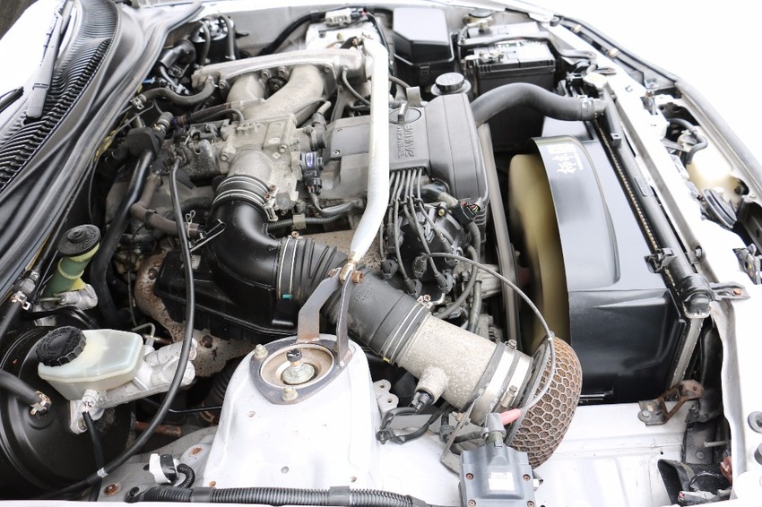 TOYOTA SUPRA