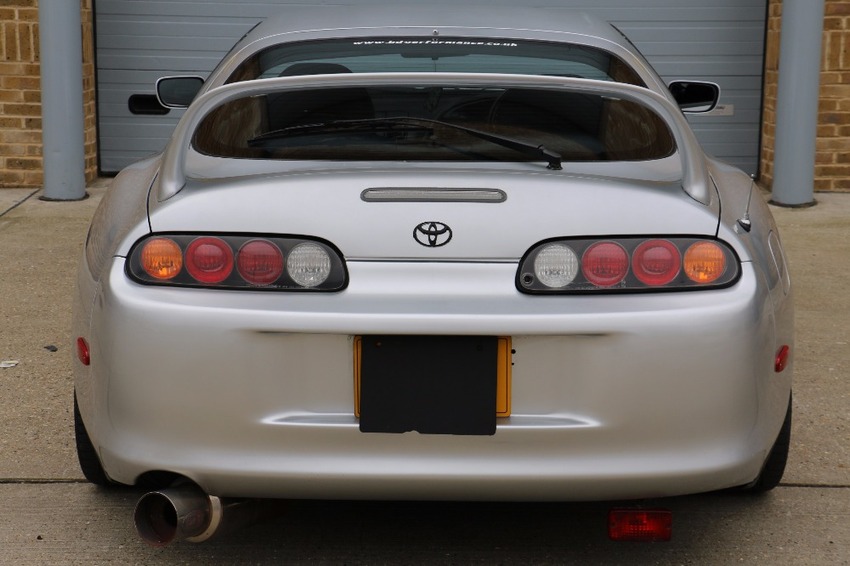 TOYOTA SUPRA