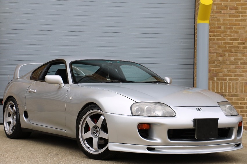 TOYOTA SUPRA