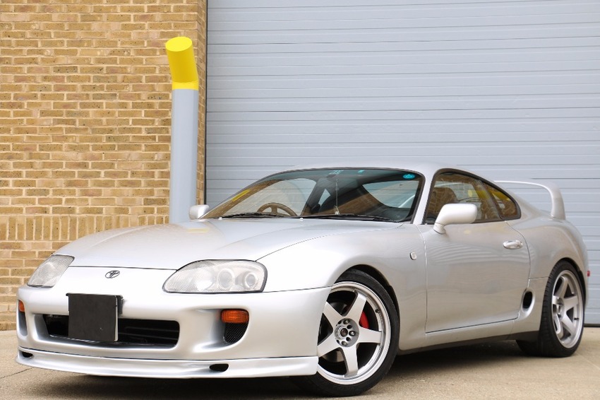 TOYOTA SUPRA