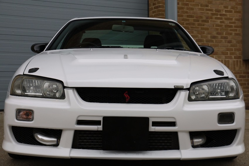 NISSAN SKYLINE