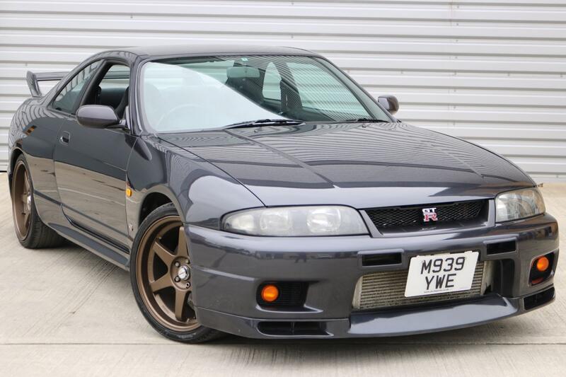 View NISSAN SKYLINE 2.6 GTR V-SPEC TWIN TURBO
