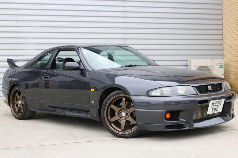 View NISSAN SKYLINE 2.6 GTR V-SPEC TWIN TURBO
