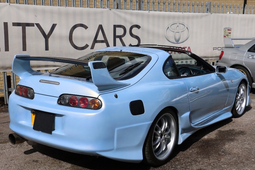 TOYOTA SUPRA