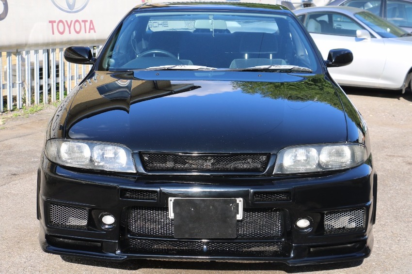 NISSAN SKYLINE