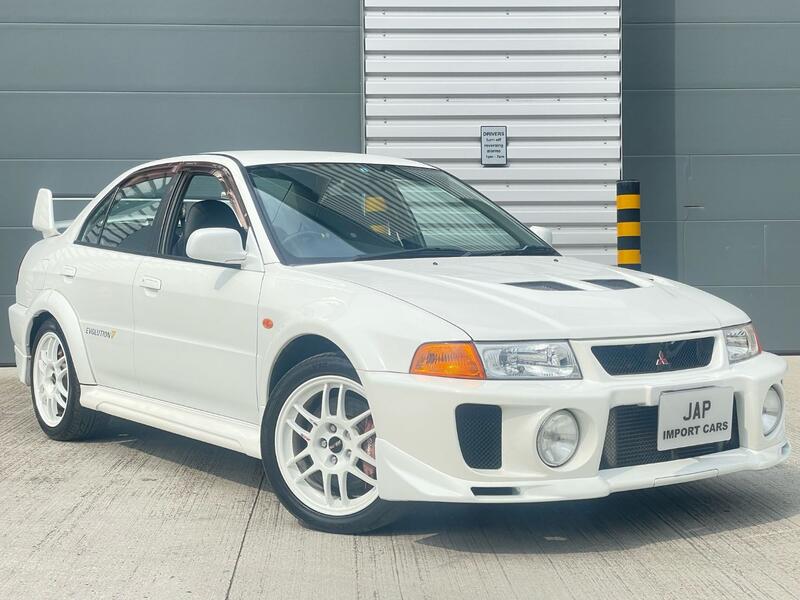 View MITSUBISHI LANCER EVO V / 5 GSR