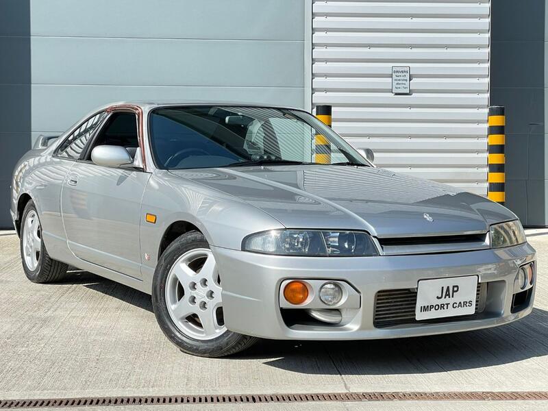 View NISSAN SKYLINE 2.6 GTS-T