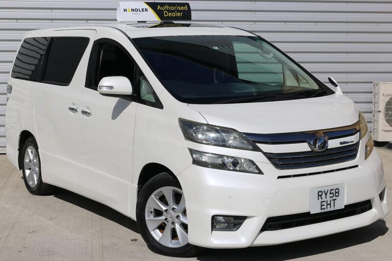 View TOYOTA VELLFIRE 2.4 VVTI