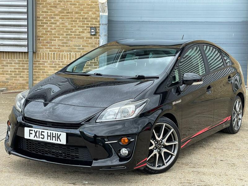 View TOYOTA PRIUS Hatchback (2009 - 2017)