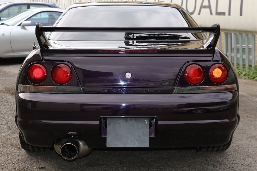 NISSAN SKYLINE