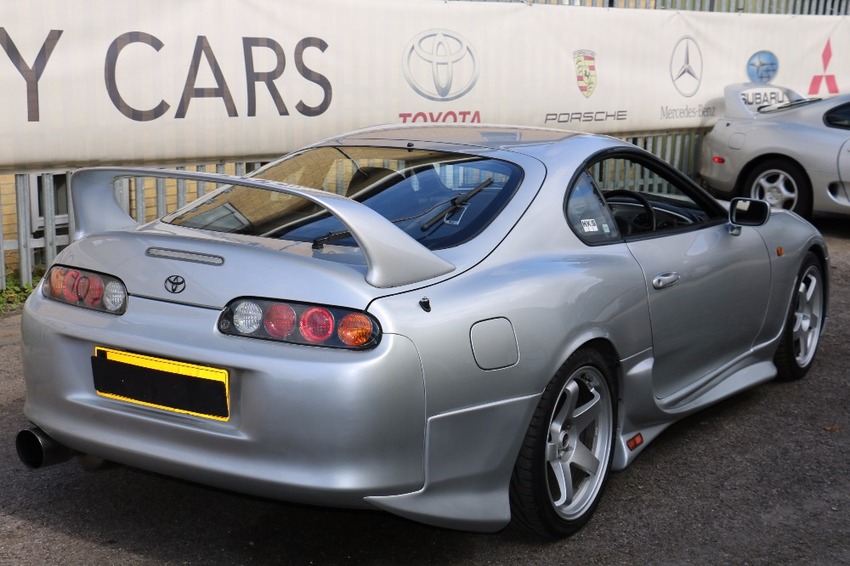 TOYOTA SUPRA