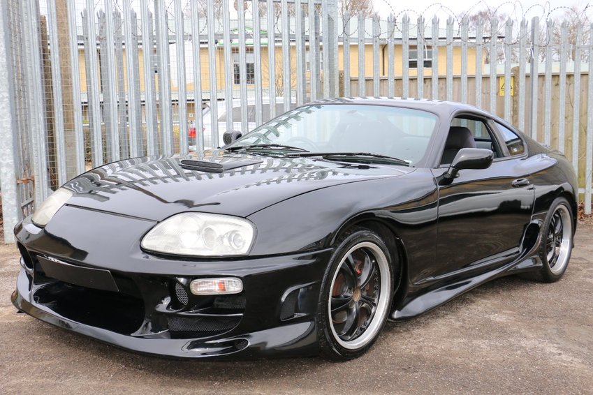 TOYOTA SUPRA