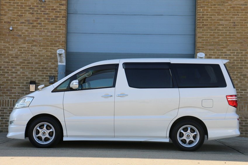 View TOYOTA ALPHARD MG Z EDITION TOP OF THE RANGE MUST BEE SEEN YOU WONT FIND BETTER