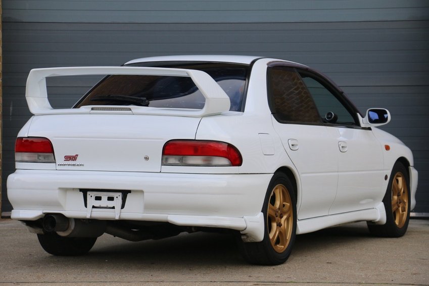 SUBARU IMPREZA